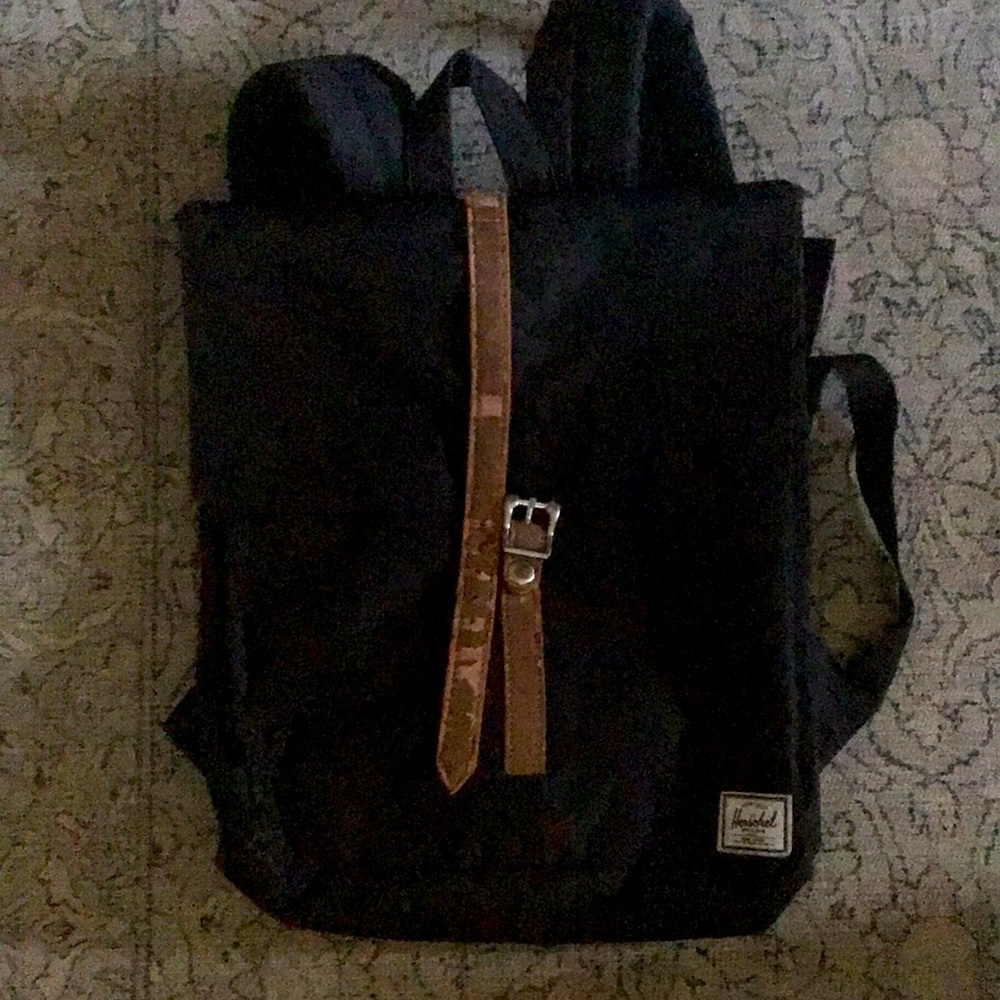 Herschel City Backpack in Black